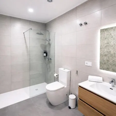 Casa Con Piscina Y Terraza Junto Bali *